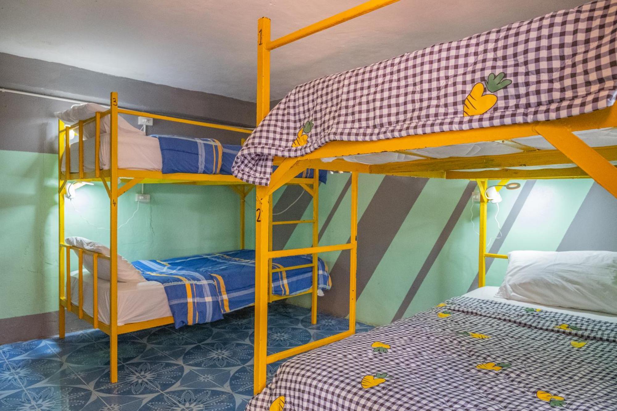 Happy House Backpackers Hostel Pai Exterior photo