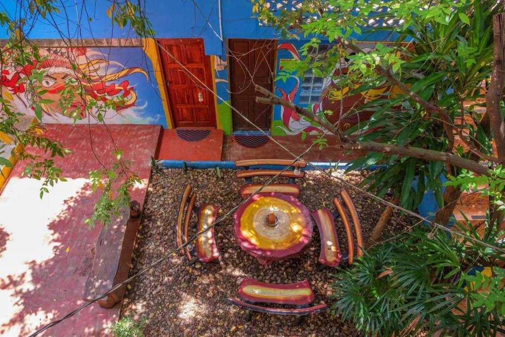 Happy House Backpackers Hostel Pai Exterior photo