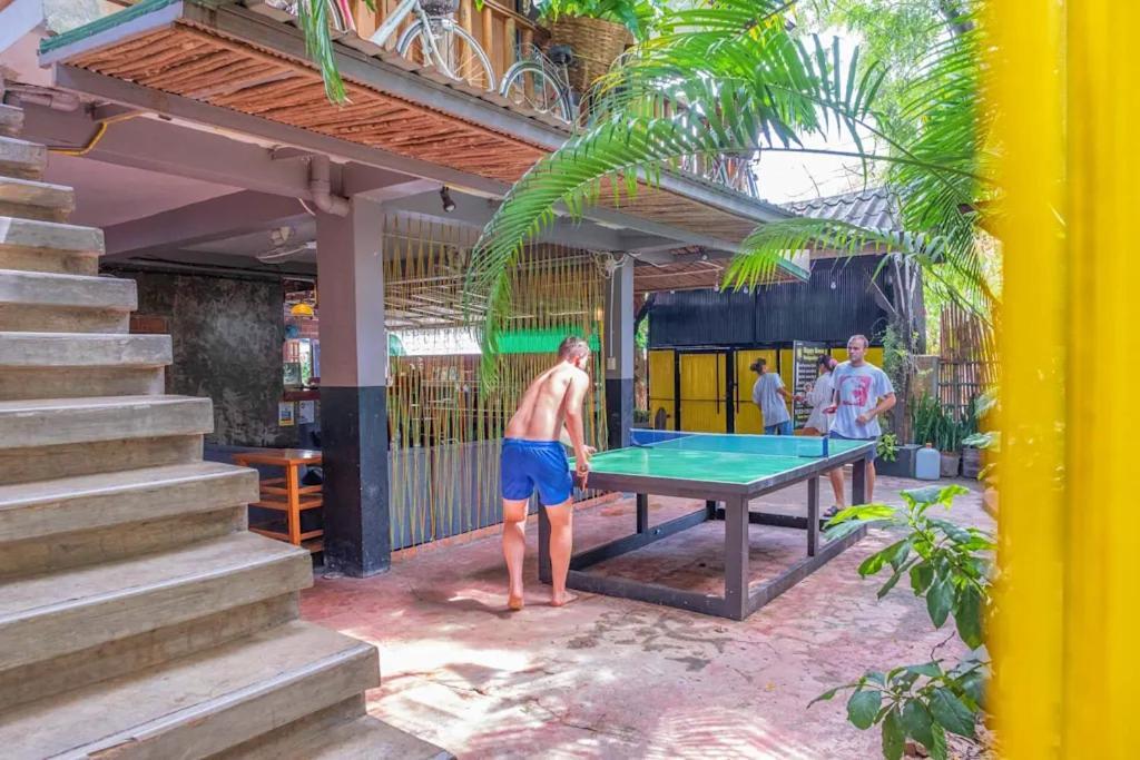 Happy House Backpackers Hostel Pai Exterior photo