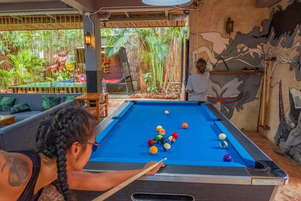 Happy House Backpackers Hostel Pai Exterior photo